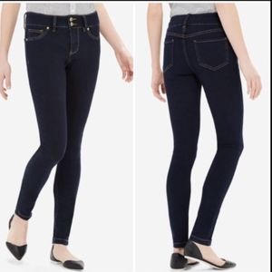 The Limited  High Rise Skinny Jegging Jean Dark wash. Size 2